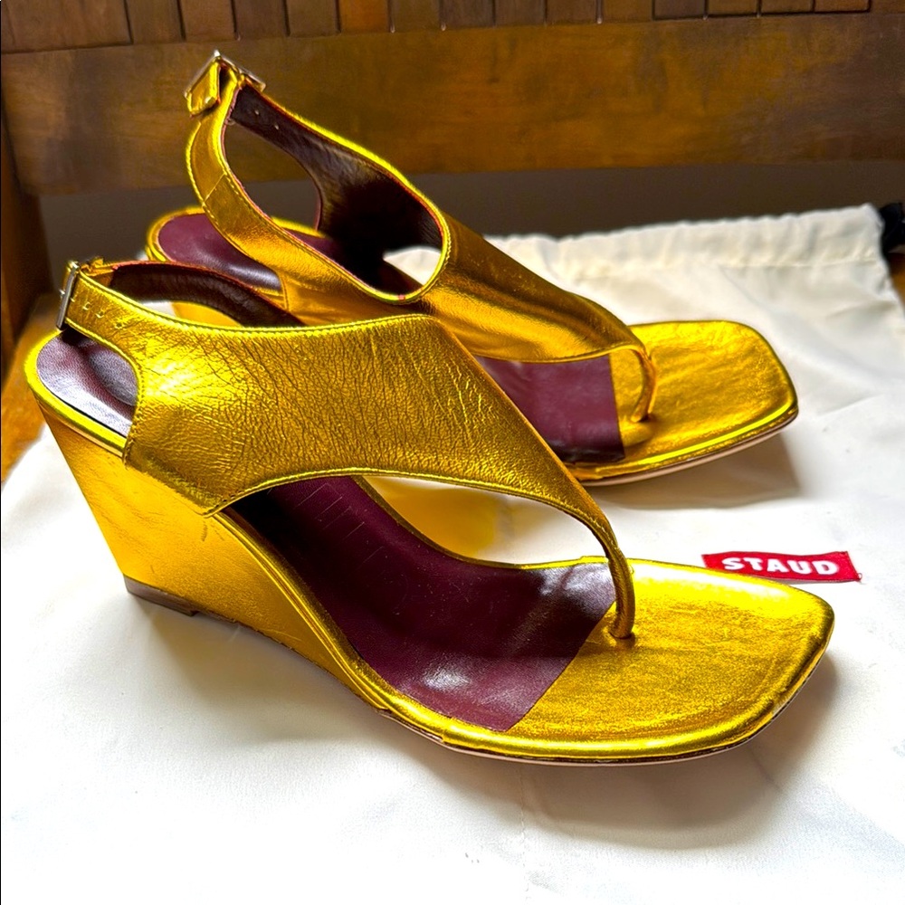 STAUD Alex Metallic Gold Wedge Sandals 37